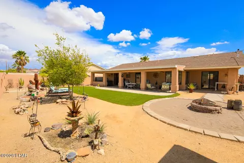 4121 Trotwood Dr, Lake Havasu City, AZ 86406
