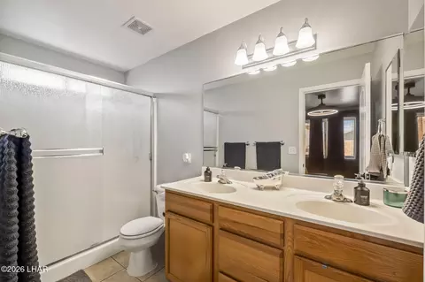 Bath - 3973 E Nicole Ave, Kingman, AZ 86409 photo 2 of 2