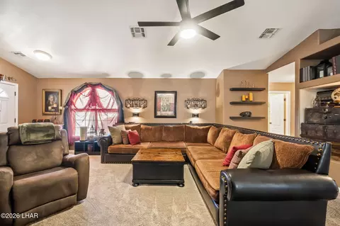 Living - 3973 E Nicole Ave, Kingman, AZ 86409 photo 2 of 3