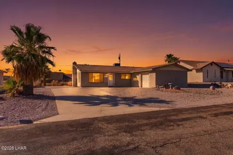 2881 Barite Dr, Lake Havasu City, AZ 86404