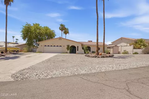 1821 Combat Dr, Lake Havasu City, AZ 86403