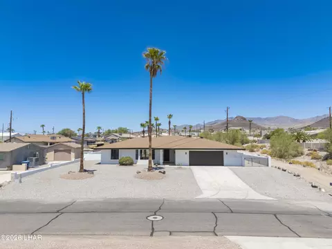 3893 Aqua Way, Lake Havasu City, AZ 86406
