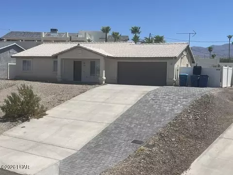 2713 Huntington Dr, Lake Havasu City, AZ 86404