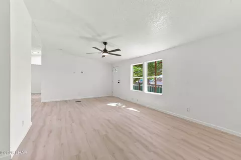 Living - 2241 E Hackamore Dr, Mohave Valley, AZ 86440 photo 6 of 6