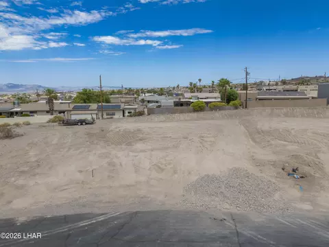 3941 Flint Dr, Lake Havasu City, AZ 86406