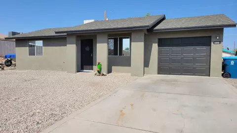 1310 Bombay Plz S, Lake Havasu City, AZ 86404