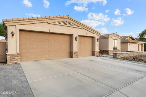 3356 Roadrunner Dr, Lake Havasu City, AZ 86406