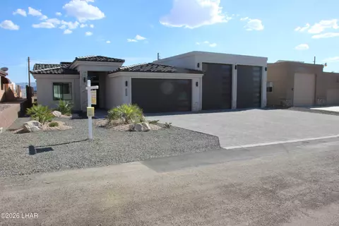 1750 Peach Blossom Dr, Lake Havasu City, AZ 86403