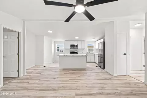 1719 Bluebonnet Blvd, Bullhead City, AZ 86442
