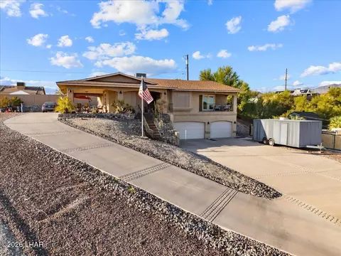 2063 Rainbow Ave N, Lake Havasu City, AZ 86404