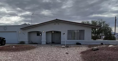 225 Coral Dr, Lake Havasu City, AZ 86403