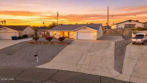 3019 Green Acres Dr, Lake Havasu City, AZ 86404