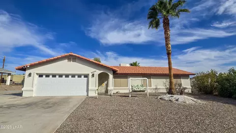 2846 El Dorado Ave N, Lake Havasu City, AZ 86403