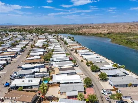 View/Area - 433 E Riverfront Dr, Parker, AZ 85344 photo 6 of 7