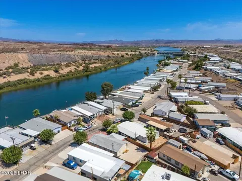 View/Area - 433 E Riverfront Dr, Parker, AZ 85344 photo 4 of 7