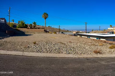 3050 Douglas Dr, Lake Havasu City, AZ 86404