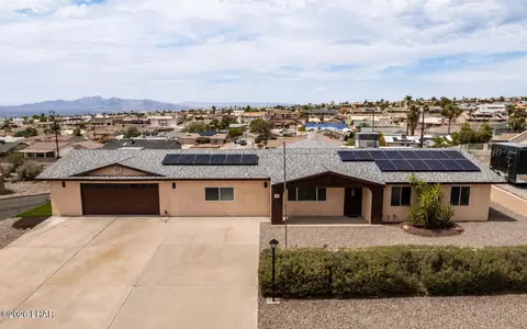 3839 Bluegrass Dr, Lake Havasu City, AZ 86406