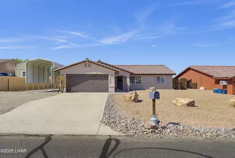 671 Wayside Dr, Lake Havasu City, AZ 86403