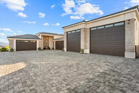 6282 Avienda De Las Colinas, Lake Havasu City, AZ 86404