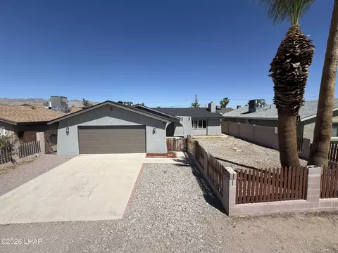 415 Patillo Dr, Bullhead City, AZ 86442