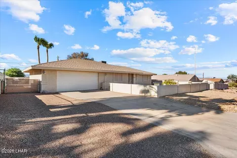 3878 Comet Dr, Lake Havasu City, AZ 86406