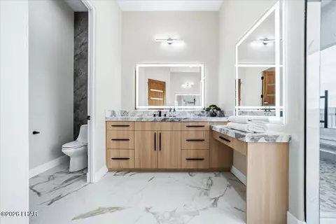 Bath - 8470 River View Villas Dr, Parker, AZ 85344 photo 11 of 20