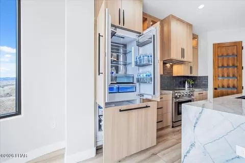 Kitchen - 8470 River View Villas Dr, Parker, AZ 85344 photo 10 of 15