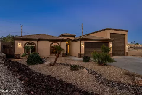 2733 Papeete Pl, Lake Havasu City, AZ 86404