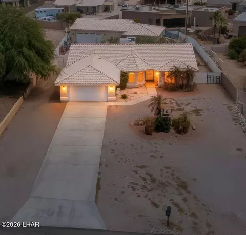 3679 Taurus Ln, Lake Havasu City, AZ 86404