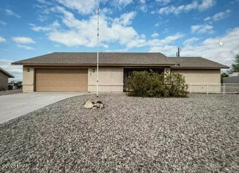 2767 Typhoon Ln, Lake Havasu City, AZ 86403