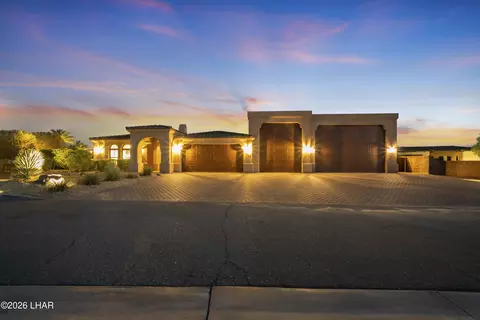 6862 Avienda De Las Colinas, Lake Havasu City, AZ 86406