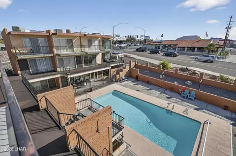 89 Acoma Blvd N #16, Lake Havasu City, AZ 86403