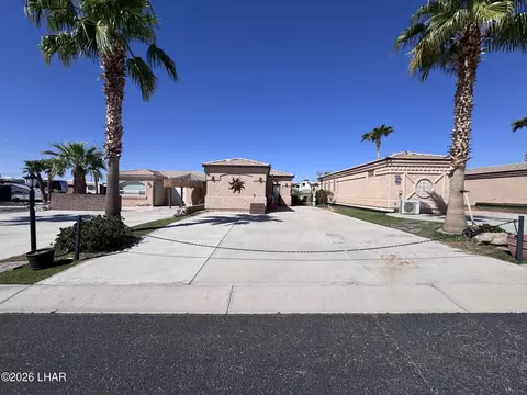 1905 Victoria Farms Rd #333, Lake Havasu City, AZ 86404