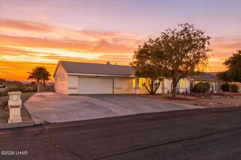 1701 Mohican Dr, Lake Havasu City, AZ 86406