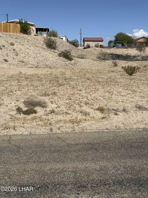 4811 E York Dr, Topock, AZ 86436 photo 2