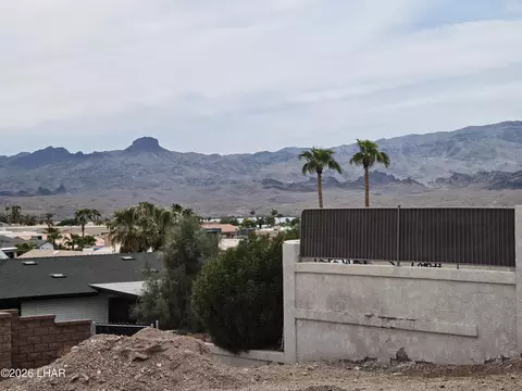 2186 Rover Dr, Lake Havasu City, AZ 86403