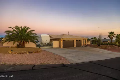 3692 Indian Peak Dr, Lake Havasu City, AZ 86406