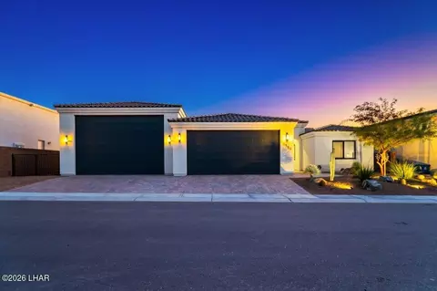 7980 Plaza De Los Pajaros, Lake Havasu City, AZ 86406