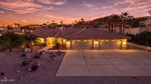 39833971 Sloop Dr, Lake Havasu City, AZ 86406
