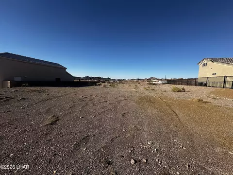 3483 Sun Ln, Bullhead City, AZ 86429