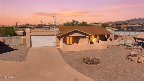 1745 Quartz Ln, Lake Havasu City, AZ 86403
