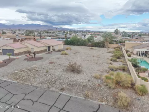 30 Keywester Dr, Lake Havasu City, AZ 86403