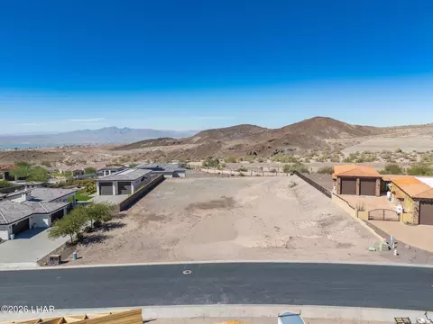 1020 Circula De Hacienda, Lake Havasu City, AZ 86406