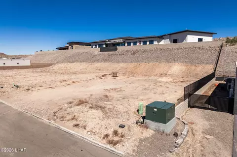 6307 Avienda De Las Colinas, Lake Havasu City, AZ 86406