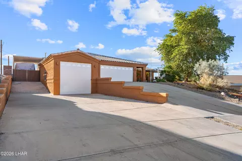 2698 Arabian Plz, Lake Havasu City, AZ 86404