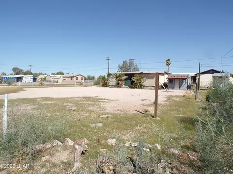 44072 Winters St, Bouse, AZ 85325 photo 3
