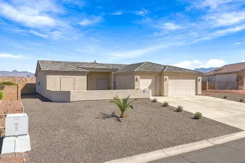 2675 Lantana Dr, Bullhead City, AZ 86442