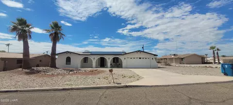121 Mulberry Ave, Lake Havasu City, AZ 86403