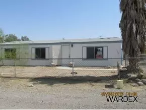 5384 E Maricopa Dr, Topock, AZ 86436 photo 1