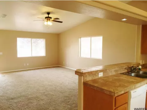 3974 E Suffock Ave, Kingman, AZ 86409 photo 2